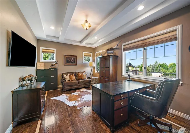 Photo 4 of Single family home for sale at 9261 Blue Spruce Ln, Niwot, CO 80503 | MLS# 9794436 | Listing updated on 2026-10-03