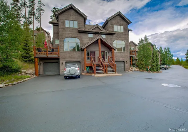 Photo 3 of Sale Pending at 1817 Stellar Dr, Silverthorne, CO 80498 | MLS# 6718323 | Listing updated on 2026-10-01