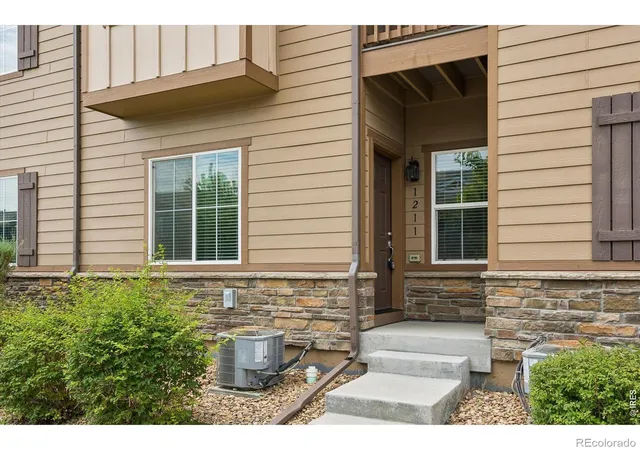 Photo 4 of Sale Pending at 1211 Bistre St, Longmont, CO 80501 | MLS# IR1065197 | Listing updated on 2026-09-14