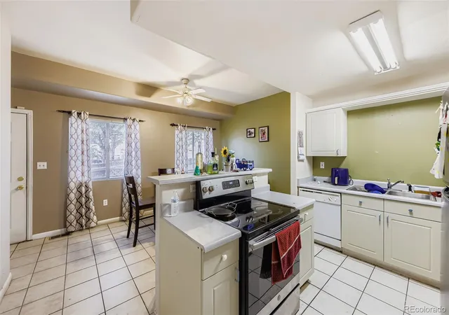 Photo 4 of Townhouse for sale at 2626 Devonshire Ct, Denver, CO 80229 | MLS# 7970372 | Listing updated on 2026-09-10