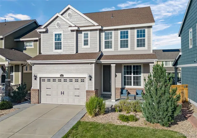 Photo 1 of Single family home for sale at 3021 Leafdale Dr, Castle Rock, CO 80109 | MLS# 9900940 | Listing updated on 2026-09-25