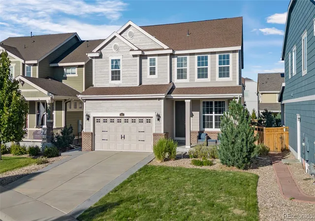 Photo 3 of Single family home for sale at 3021 Leafdale Dr, Castle Rock, CO 80109 | MLS# 9900940 | Listing updated on 2026-09-25