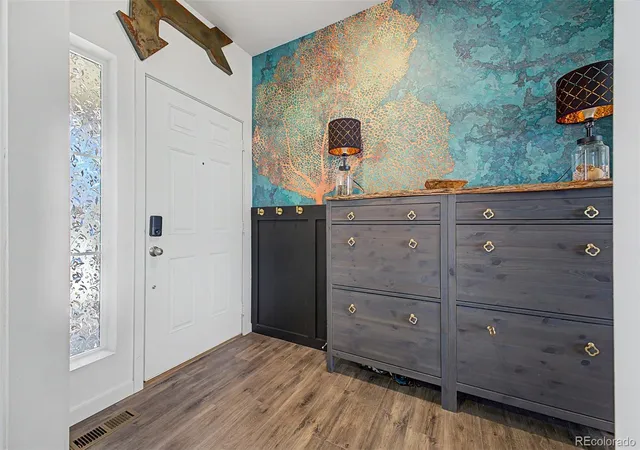 Photo 4 of Single family home for sale at 10001 Tucson St, Commerce City, CO 80022 | MLS# 8331886 | Listing updated on 2026-10-09