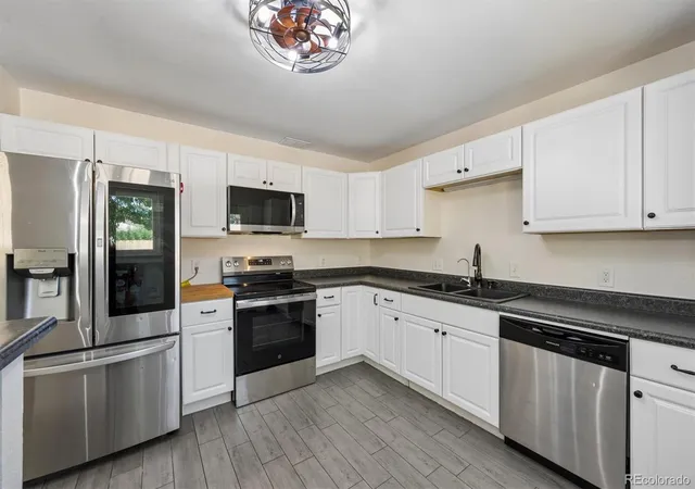 Photo 3 of Single family home for sale at 6017 Vivian Ct, Arvada, CO 80004 | MLS# 9792010 | Listing updated on 2026-09-11