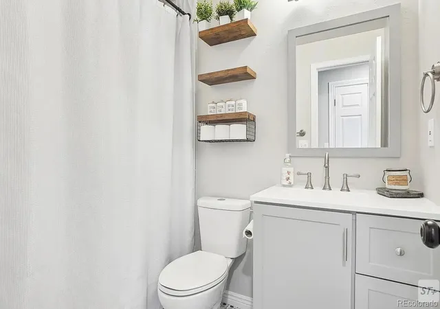 Photo 4 of Single family home for sale at 19003 E Oxford Dr, Aurora, CO 80013 | MLS# 1861606 | Listing updated on 2026-09-25