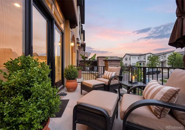 Photo 2 of Townhouse for sale at 2519 S Orion St, Lakewood, CO 80228 | MLS# 3591951 | Listing updated on 2026-09-12