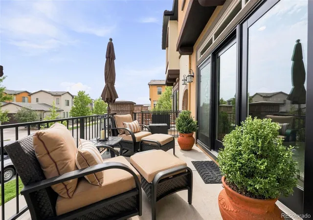 Photo 4 of Townhouse for sale at 2519 S Orion St, Lakewood, CO 80228 | MLS# 3591951 | Listing updated on 2026-09-12