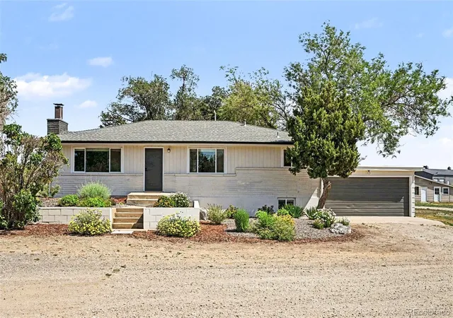 Photo 2 of Single family home for sale at 416 Gray Horse Dr, Fort Collins, CO 80524 | MLS# 5032219 | Listing updated on 2026-09-15