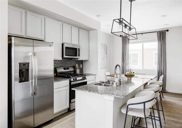 Photo 3 of Townhouse for sale at 2862 S Galapago Ct, Englewood, CO 80110 | MLS# 3237028 | Listing updated on 2026-09-13