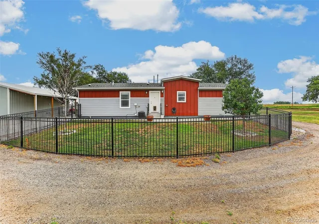 Photo 4 of Single family home for sale at 2739 County Rd 29, Fort Lupton, CO 80621 | MLS# 4189292 | Listing updated on 2026-09-23