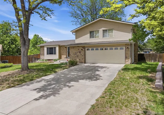 Photo 3 of Single family home for sale at 7765 S Lamar Ct, Littleton, CO 80128 | MLS# 7443392 | Listing updated on 2026-09-30
