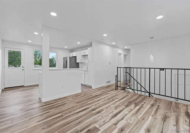 Photo 2 of Sale Pending at 2882 S Mobile St, Aurora, CO 80013 | MLS# 5376523 | Listing updated on 2026-09-14