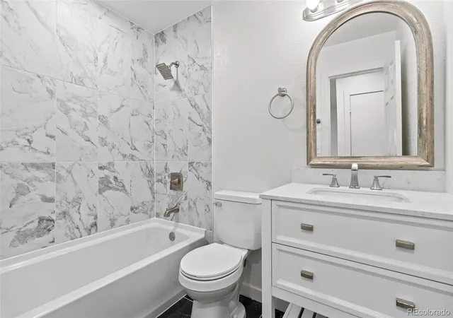 Photo 3 of Sale Pending at 2882 S Mobile St, Aurora, CO 80013 | MLS# 5376523 | Listing updated on 2026-09-14