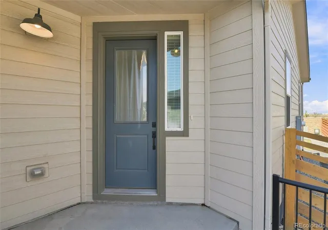 Photo 3 of Single family home for sale at 3471 N Buchanan Way, Aurora, CO 80019 | MLS# 7304057 | Listing updated on 2026-10-01