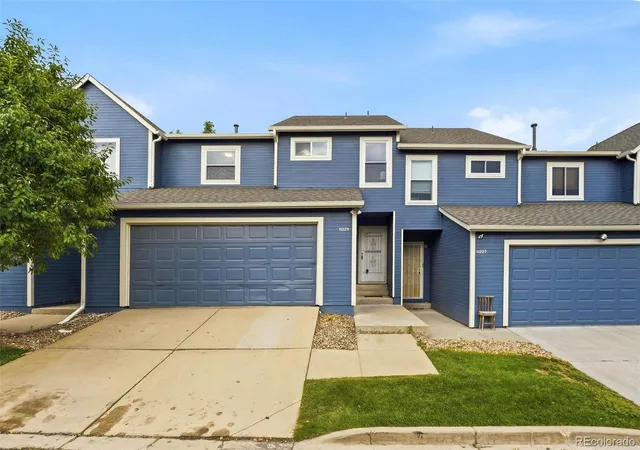 Photo 2 of Townhouse for sale at 11229 Holly St, Thornton, CO 80233 | MLS# 9503340 | Listing updated on 2026-09-24