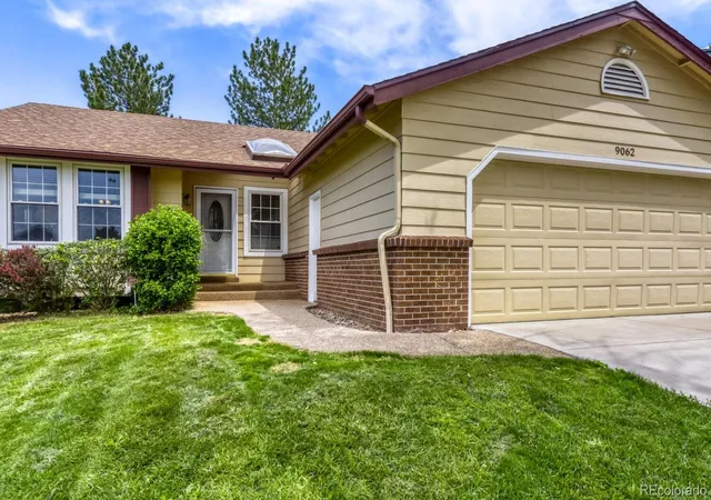 Photo 3 of Single family home for sale at 9062 Woodland Dr, Highlands Ranch, CO 80126 | MLS# 8963066 | Listing updated on 2026-09-19