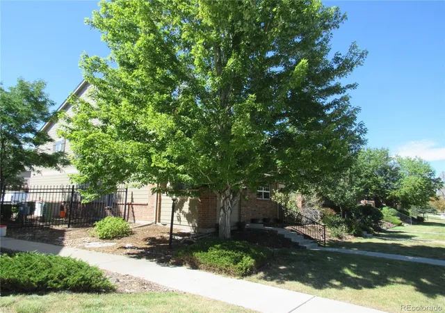Photo 2 of Townhouse for sale at 577 Alton Way #A, Denver, CO 80230 | MLS# 6969997 | Listing updated on 2026-10-02