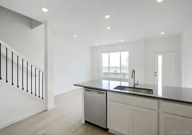 Photo 4 of Single family home for sale at 3045 Gladstone Ave, Loveland, CO 80538 | MLS# 3888251 | Listing updated on 2026-09-30