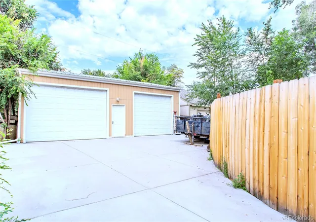 Photo 2 of Single family home for sale at 4373 Moore St, Wheat Ridge, CO 80033 | MLS# 7953205 | Listing updated on 2026-10-06