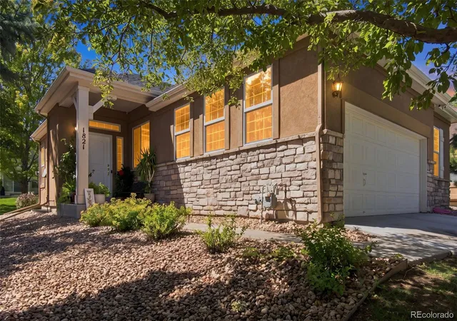Single family home for sale at 1821 S Ingalls Ct, Lakewood, CO 80232 | MLS# 2808850