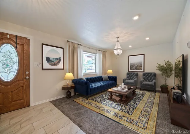 Photo 4 of Single family home for sale at 4757 S Oak Ct, Littleton, CO 80127 | MLS# 9223360 | Listing updated on 2026-10-06