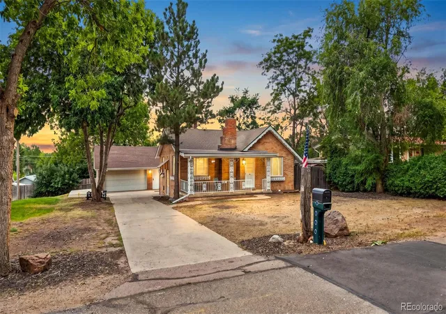 Photo 1 of Single family home for sale at 11940 W Independence Ave, Lakewood, CO 80401 | MLS# 5170047 | Listing updated on 2026-10-06