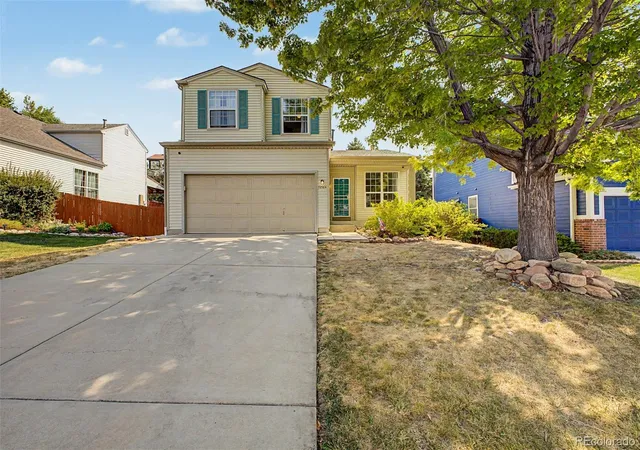 Photo 1 of Single family home for sale at 19584 E Ithaca Pl, Aurora, CO 80013 | MLS# 8941743 | Listing updated on 2026-10-03