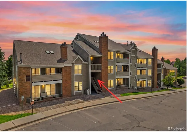 Listing Photo 4 - Condo for sale in building located at 12093 W Cross Dr, Littleton, CO 80127 - Unit #204