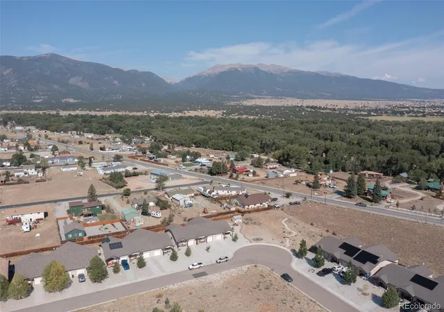 Listing Photo 5 - Condo for sale in building located at 162 Larissa Ln, Buena Vista, CO 81211 - Unit #C