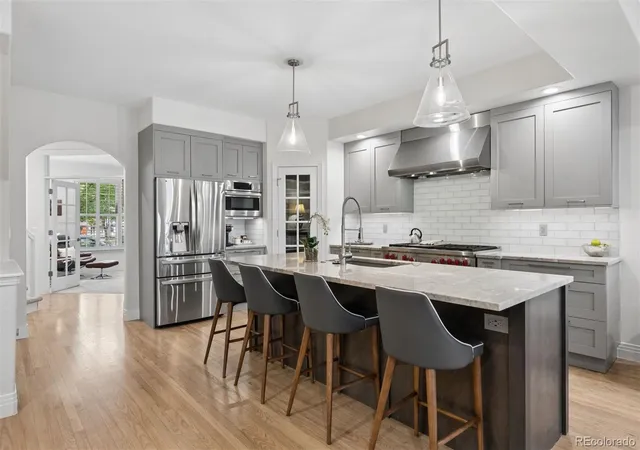 Photo 3 of Townhouse for sale at 132 S Monroe St, Denver, CO 80209 | MLS# 8028451 | Listing updated on 2026-10-11