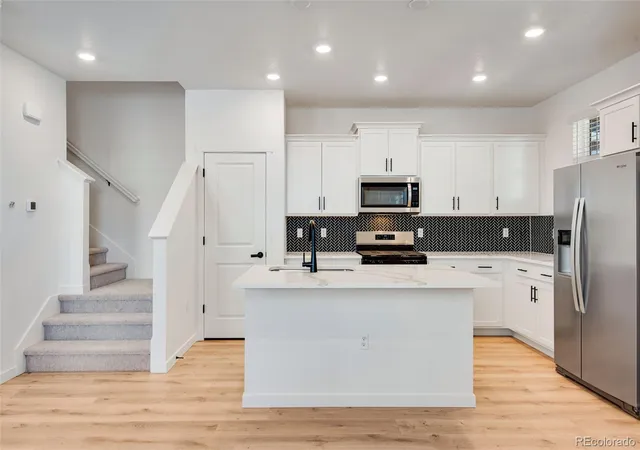 Photo 3 of Sale Pending at 22614 E 6th Place, Aurora, CO 80018 | MLS# 9181771 | Listing updated on 2026-09-28