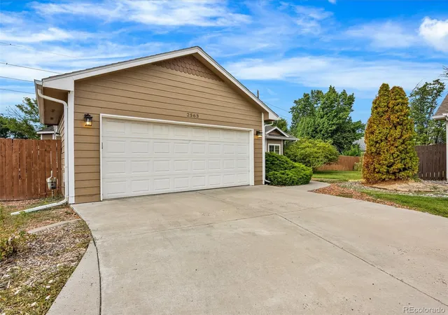Photo 3 of Single family home for sale at 2563 Trails End Ct, Grand Junction, CO 81505 | MLS# 3725827 | Listing updated on 2026-09-14