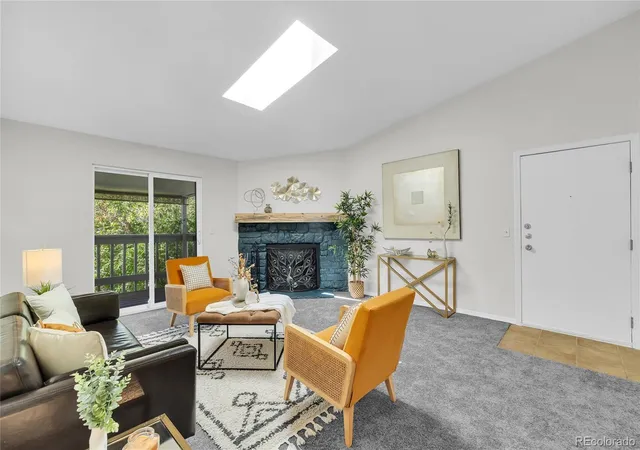 Listing Photo 4 - Condo for sale in building located at 8600 E Alameda Ave, Denver, CO 80247 - Unit #206