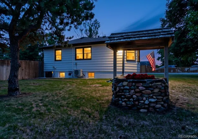 Photo 4 of Single family home for sale at 200 S Newland St, Lakewood, CO 80226 | MLS# 4879771 | Listing updated on 2026-09-22