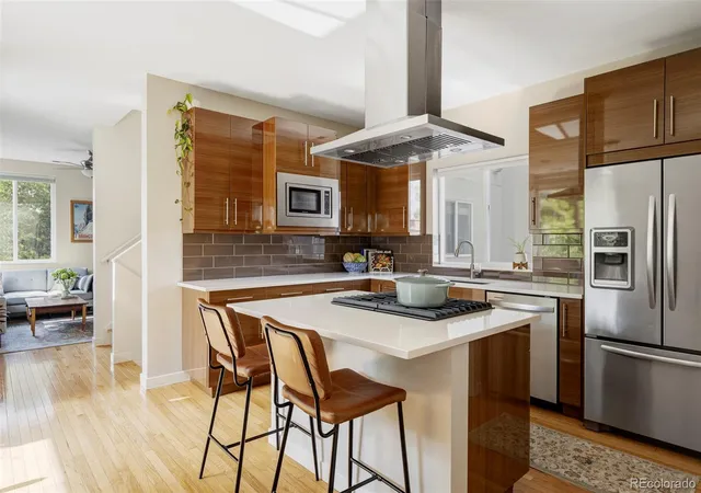 Photo 3 of Sale Pending at 3111 Zuni St, Denver, CO 80211 | MLS# 6054520 | Listing updated on 2026-09-30