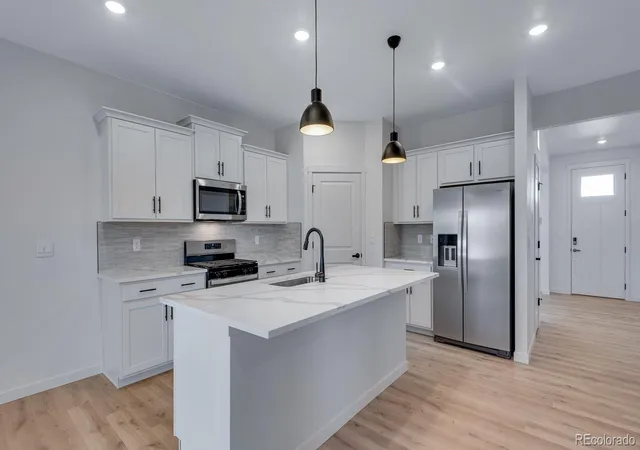 Photo 4 of Single family home for sale at 18149 Coppermallow Trl, Parker, CO 80134 | MLS# 2939836 | Listing updated on 2026-10-06