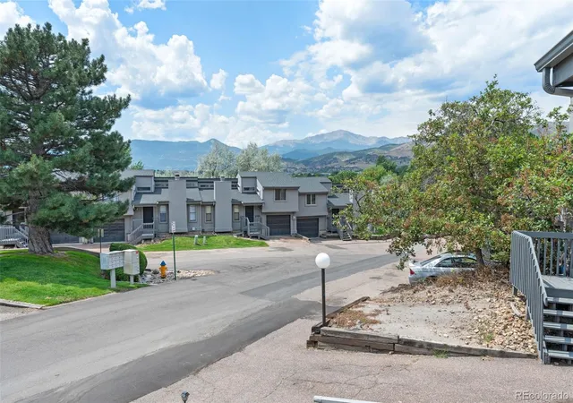Photo 3 of Townhouse for sale at 1411 Territory Trl, Colorado Springs, CO 80919 | MLS# 2175701 | Listing updated on 2026-09-29