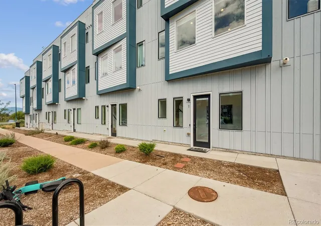 Photo 2 of Townhouse for sale at 3101 W 47th Ave #1, Denver, CO 80211 | MLS# 4357749 | Listing updated on 2026-09-29