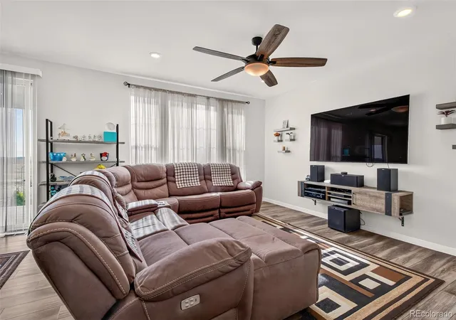 Photo 4 of Single family home for sale at 39286 Hart Cir, Elizabeth, CO 80107 | MLS# 7058077 | Listing updated on 2026-10-06