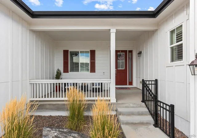 Photo 3 of Mansion for sale at 2887 Morningbird Ln, Castle Rock, CO 80109 | MLS# 8273165 | Listing updated on 2026-09-23
