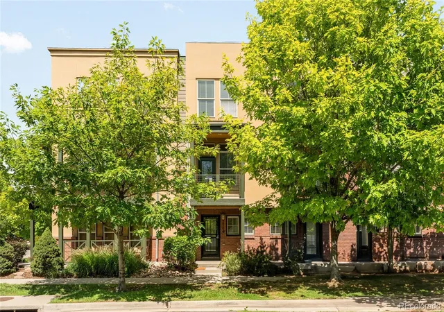 Photo 3 of Townhouse for sale at 7709 E 28th Place, Denver, CO 80238 | MLS# 3914088 | Listing updated on 2026-09-11