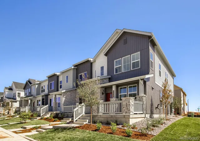 Photo 1 of Sale Pending at 350 N Bersshine Ct, Watkins, CO 80137 | MLS# 7685074 | Listing updated on 2026-09-28