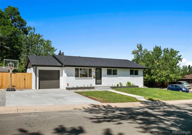 Photo 3 of Single family home for sale at 5475 S Lakeview St, Littleton, CO 80120 | MLS# 8083415 | Listing updated on 2026-09-21