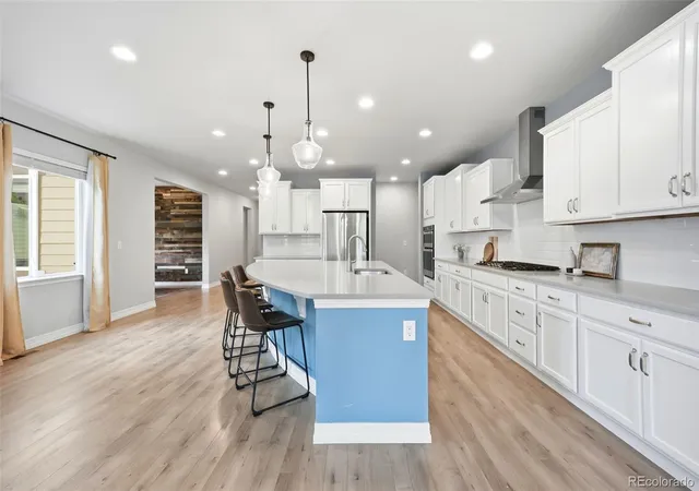 Photo 3 of Single family home for sale at 4117 Spanish Oaks Way, Castle Rock, CO 80108 | MLS# 5403481 | Listing updated on 2026-09-22