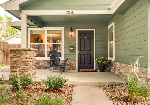 Photo 2 of Single family home for sale at 2210 S Humboldt St, Denver, CO 80210 | MLS# 2750871 | Listing updated on 2026-09-28