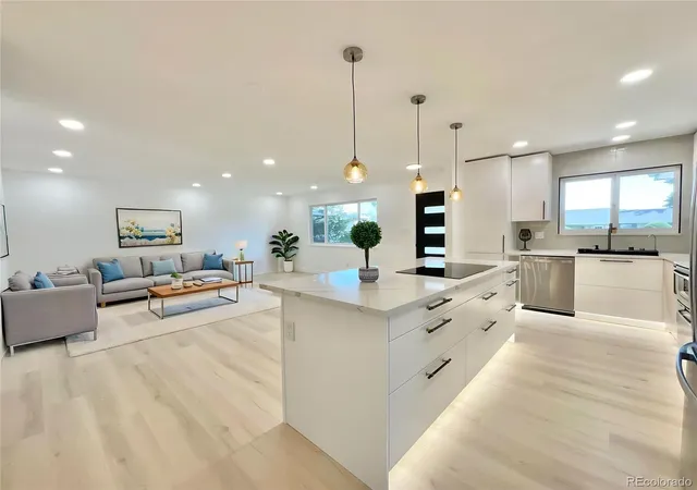 Photo 1 of Single family home for sale at 1455 S Hoyt St, Lakewood, CO 80232 | MLS# 7719355 | Listing updated on 2026-10-25