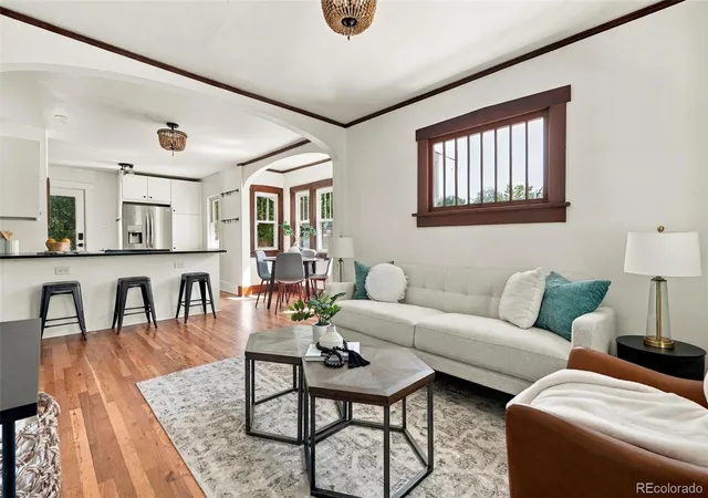 Photo 4 of Single family home for sale at 3196 S Logan St, Englewood, CO 80113 | MLS# 5649793 | Listing updated on 2026-09-22