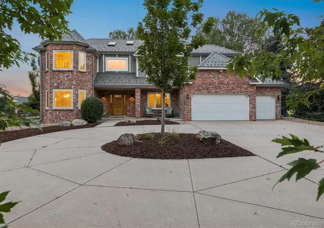 Photo 3 of Single family home for sale at 7199 S Chapparal Cir W, Centennial, CO 80016 | MLS# 5556544 | Listing updated on 2026-10-01