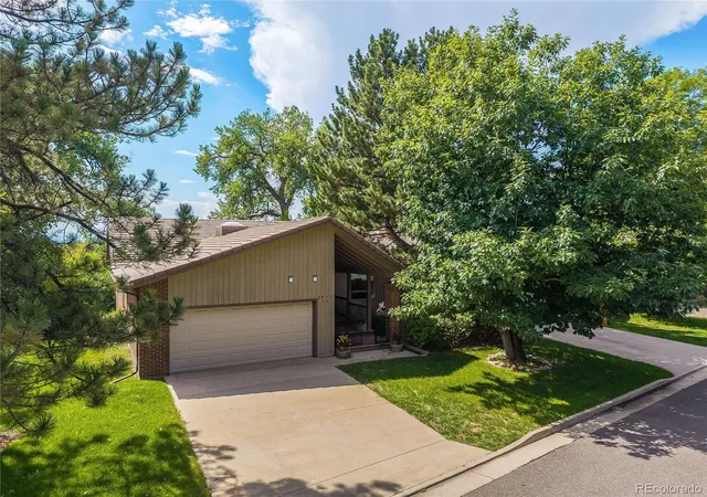 Townhouse for sale at 2601 S Quebec St #10, Denver, CO 80231 | MLS# 7391898