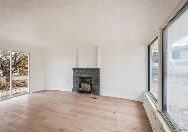 Photo 2 of Single family home for sale at 2110 Eagle Cir, Aurora, CO 80011 | MLS# 4884103 | Listing updated on 2026-09-24